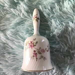 Oakley Fine China Little Switzerland Pattern Dinner Bell 6"
